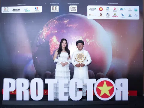 Hai đại sứ Mẹ Thiên Nhiên dẫn chương trình Tiếng Anh dự án Protector