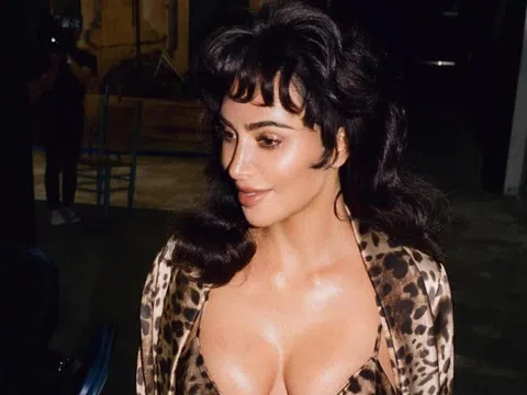 Kim Kardashian hẹn hò doanh nhân bất động sản